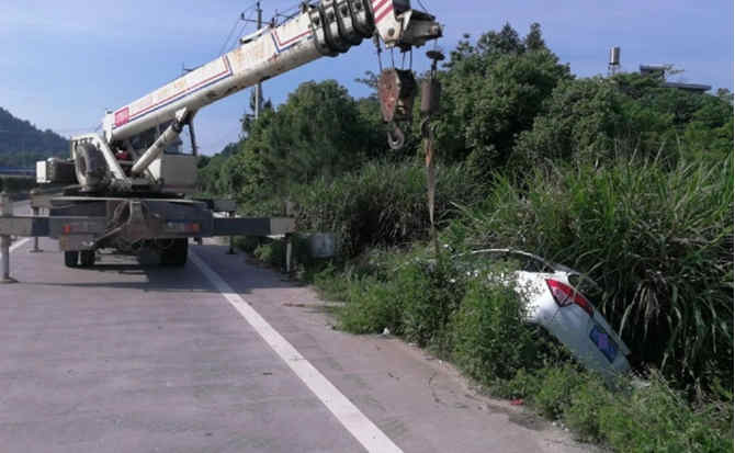 日照重载吊车救援